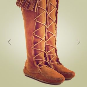 Minnetonka fringe lace up boots